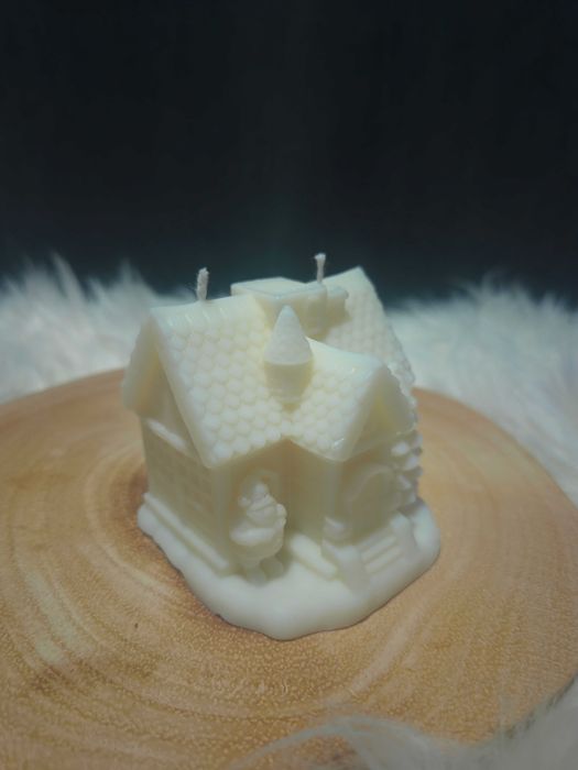 Коледни свещи различни фигурки