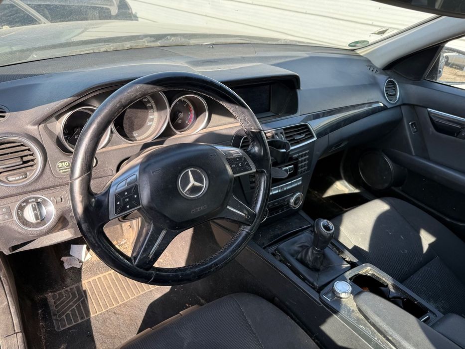 Plansa bord mercedes c class w204 facelift an 2010-2014