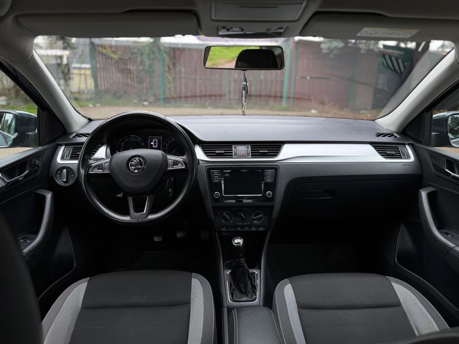 Vand Skoda Rapid 2018-8300€-120000km