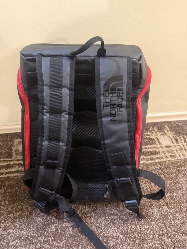 Оригинална раница/чанта The North Face