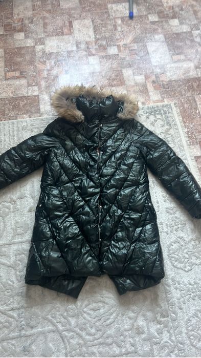 Продам зимную куртку