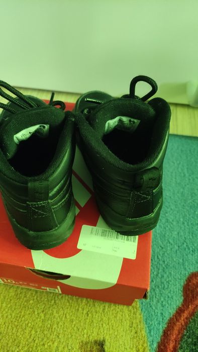 Маратонки Nike manual LTR