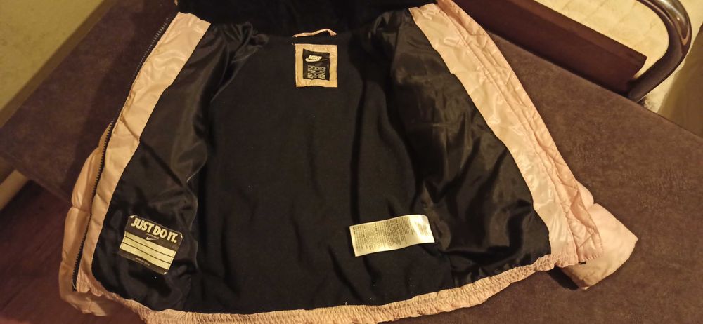 Оригинално зимно яке  за момиче Nike