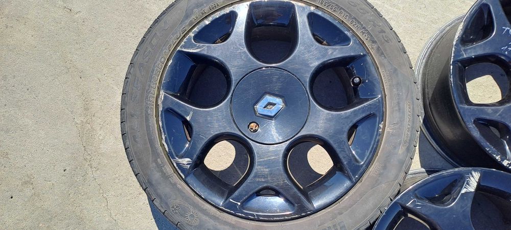 Джанти Renault 15 цола
