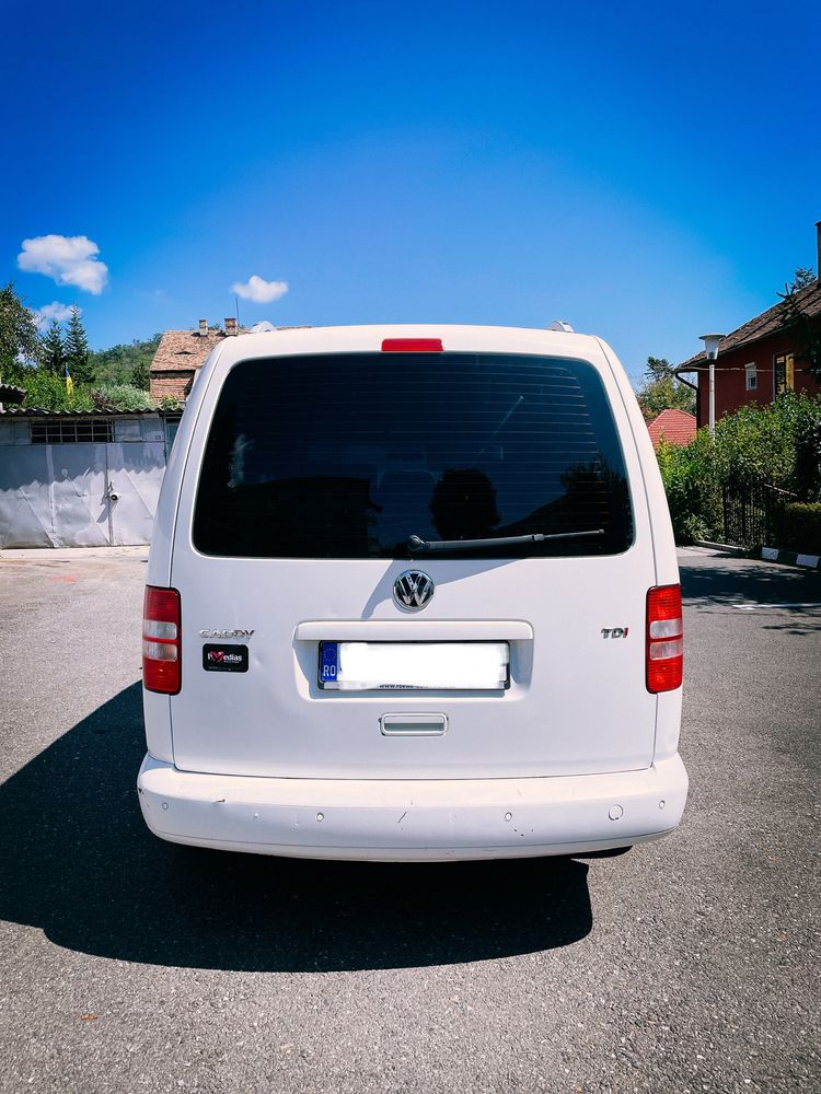 Volkswagen Caddy Maxi 7 locuri