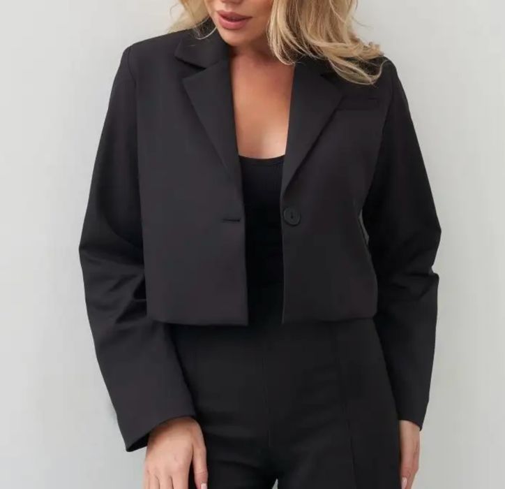 Черный укороченный пиджак
