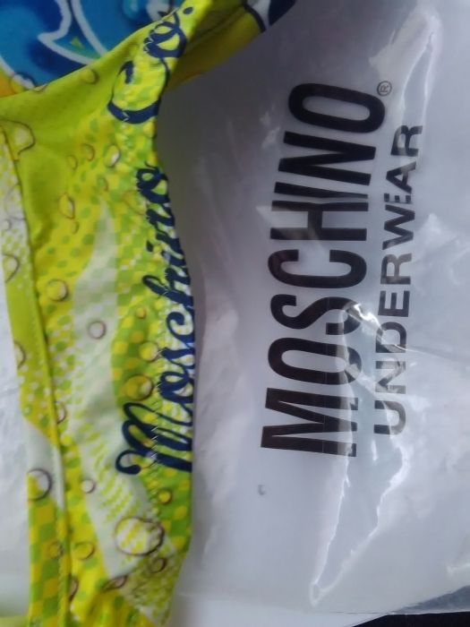 Love moschino 85B оригинални сутиени