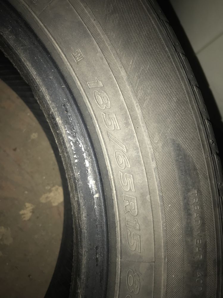 Продаю летнюю резину 185/65 R15