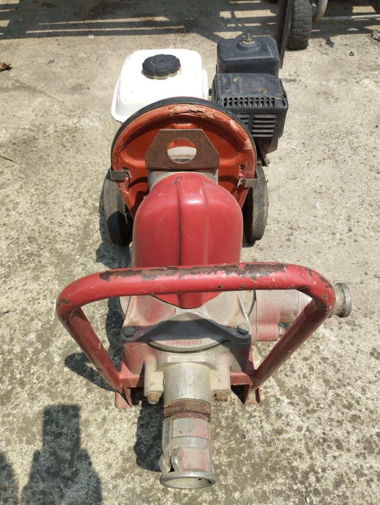 Бензинова водоструйка с двигател Honda GX 120/4.0