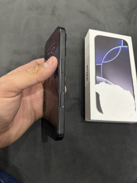 Iphone 16 pro 128 gb 97% baterie