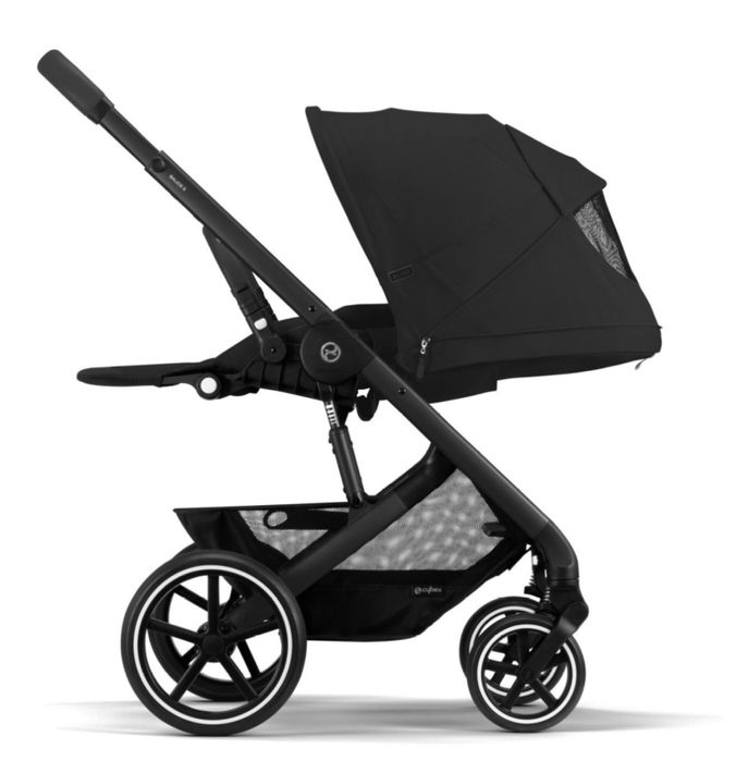 Продам Коляска cybex 3в 1