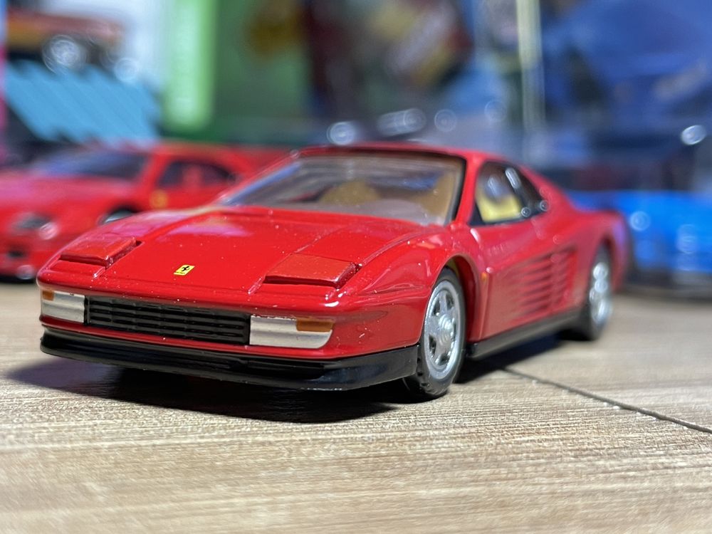 Ferrari Testarossa(type f-110) - модель 1:64