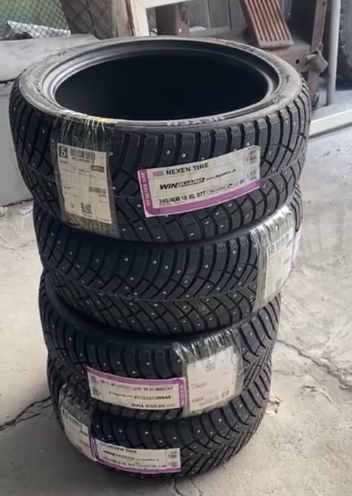 245/40/18 шипы Nexen Win Guard