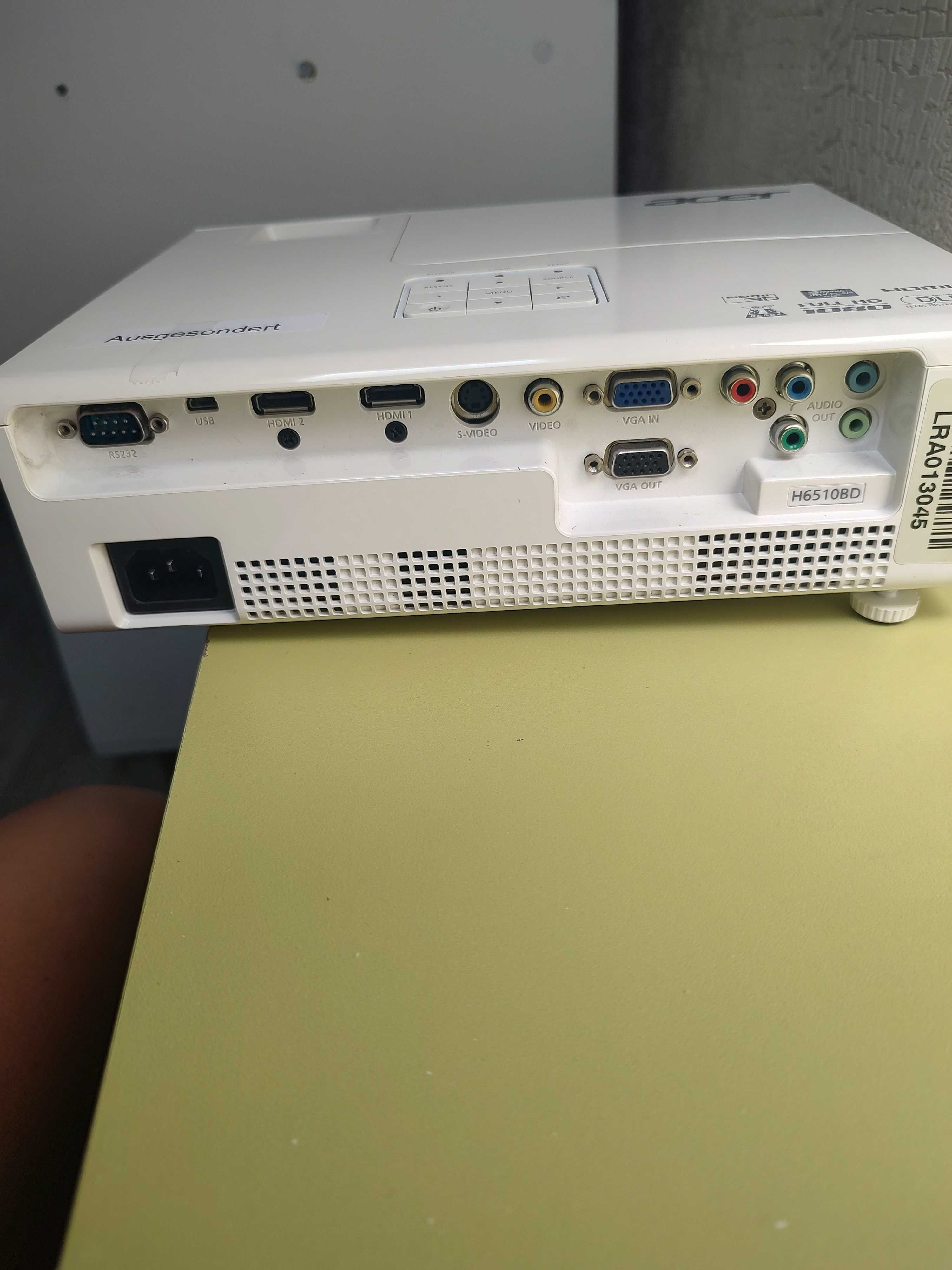 Мултимедиен проектор Acer H6510BD