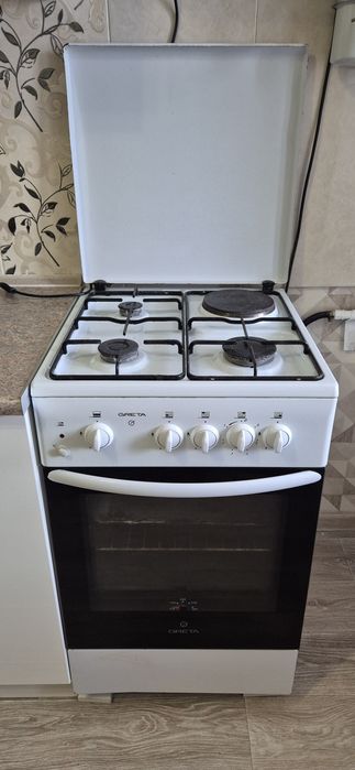 Продам газовую плиту