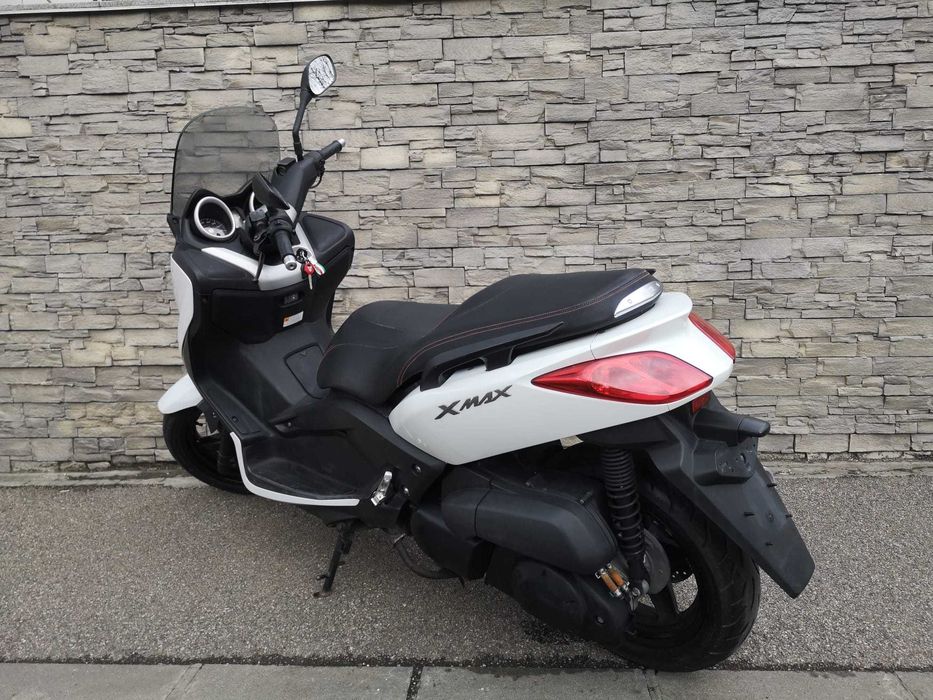 Yamaha x-max 250  2010