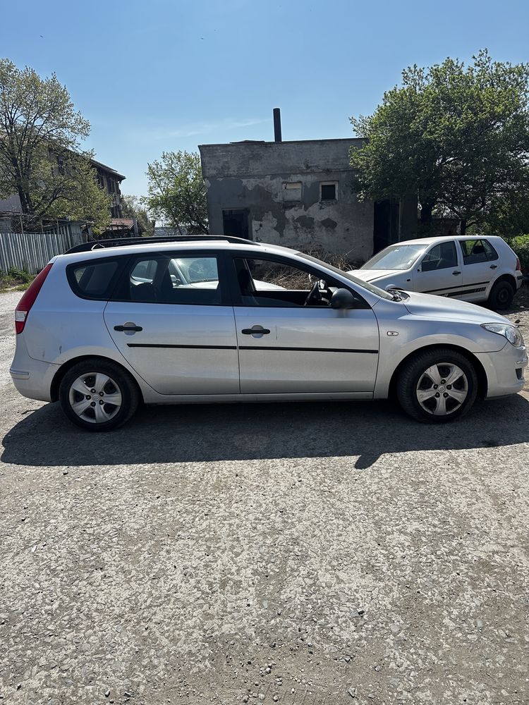 Само на Части! Hyundai I30 1.6crdi 90кс