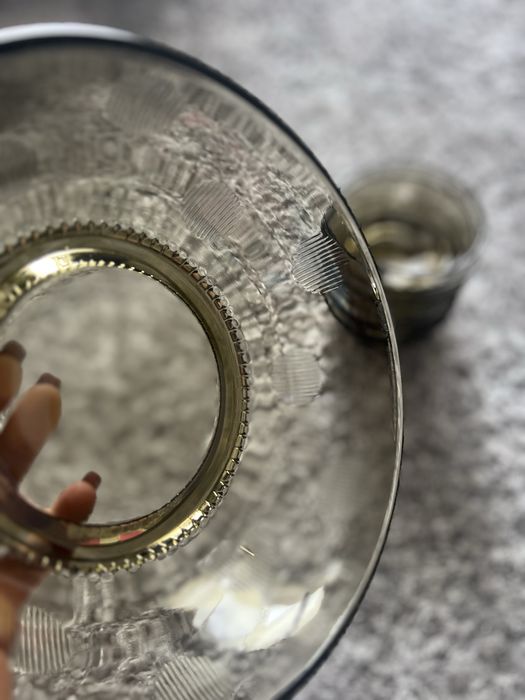 Сервиз от опушено стъкло