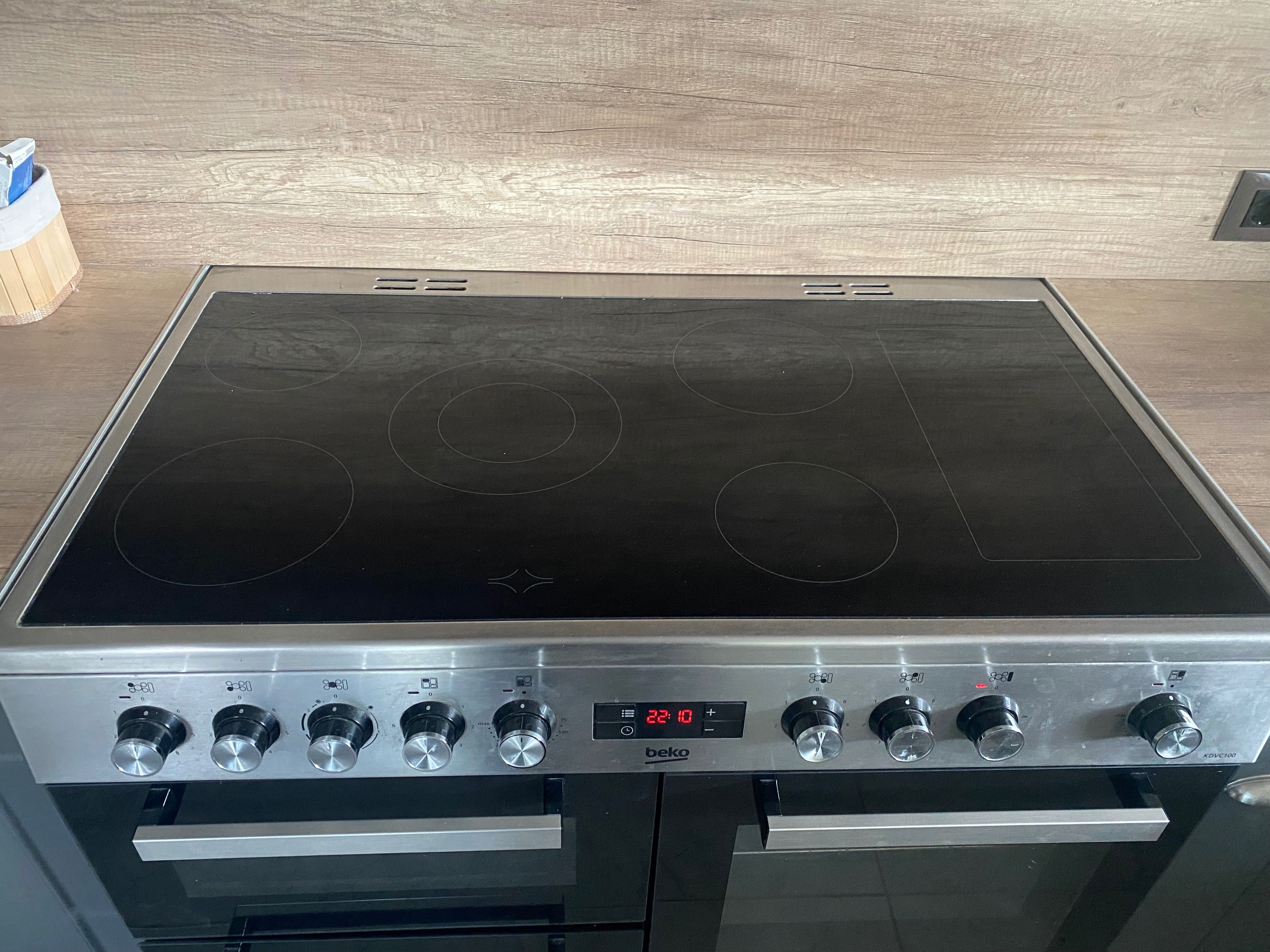 БЕКО Beko KDVC100X готварска печка 100см с 2 фурни и грил и 5 ел котл.