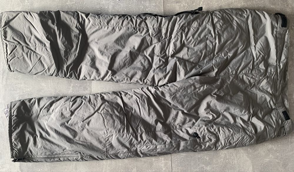 Pantaloni de schi