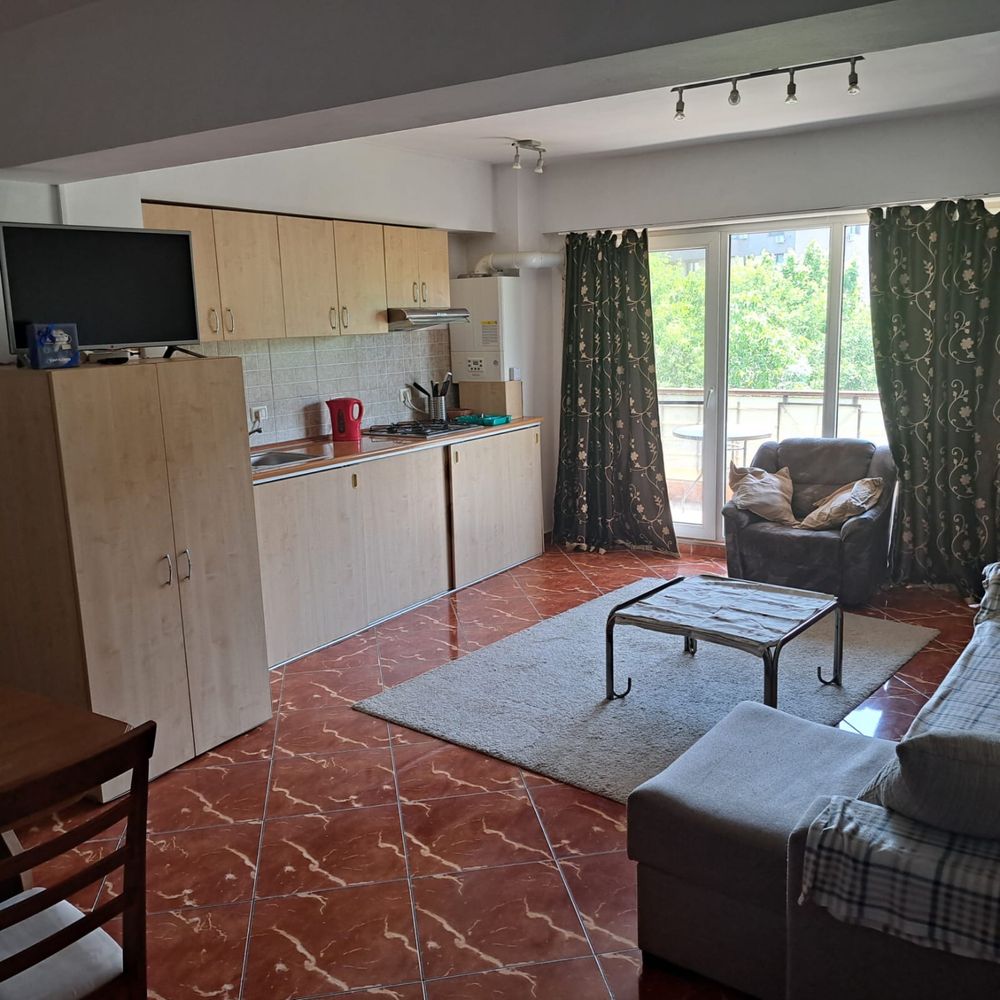 Apartament 2 cam de inchiriat pe Sisesti