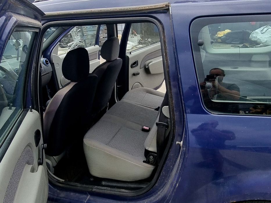 Cheder usa stanga spate Dacia Logan MCV (KS) [Fabr 2007-2012] 1.6 Benz