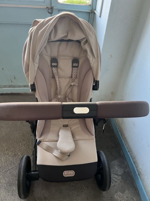 Carucior Cybex balios s lux almond beige