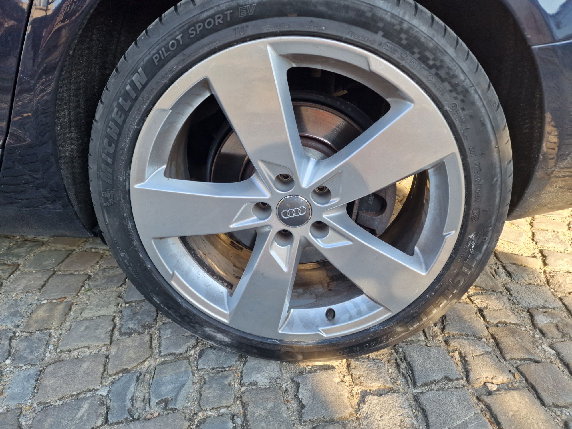 Джанти с гуми 255/40/20