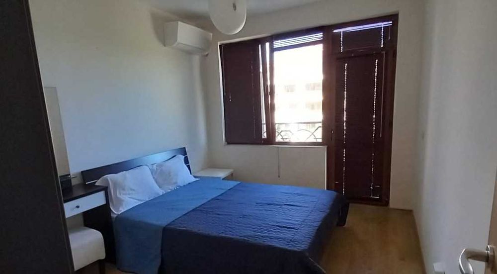 Апартамент с 2 спални в комплекс Лайтхаус, Балчик