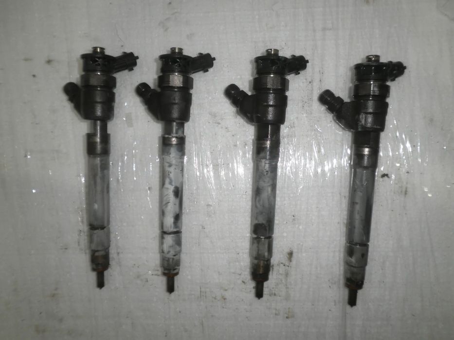 Injectoare Opel Vivaro B, Renault Trafic 2, Megane 3, Nissan Qashqai, X-Trail, 1.6 CDTI DCI 0445110414