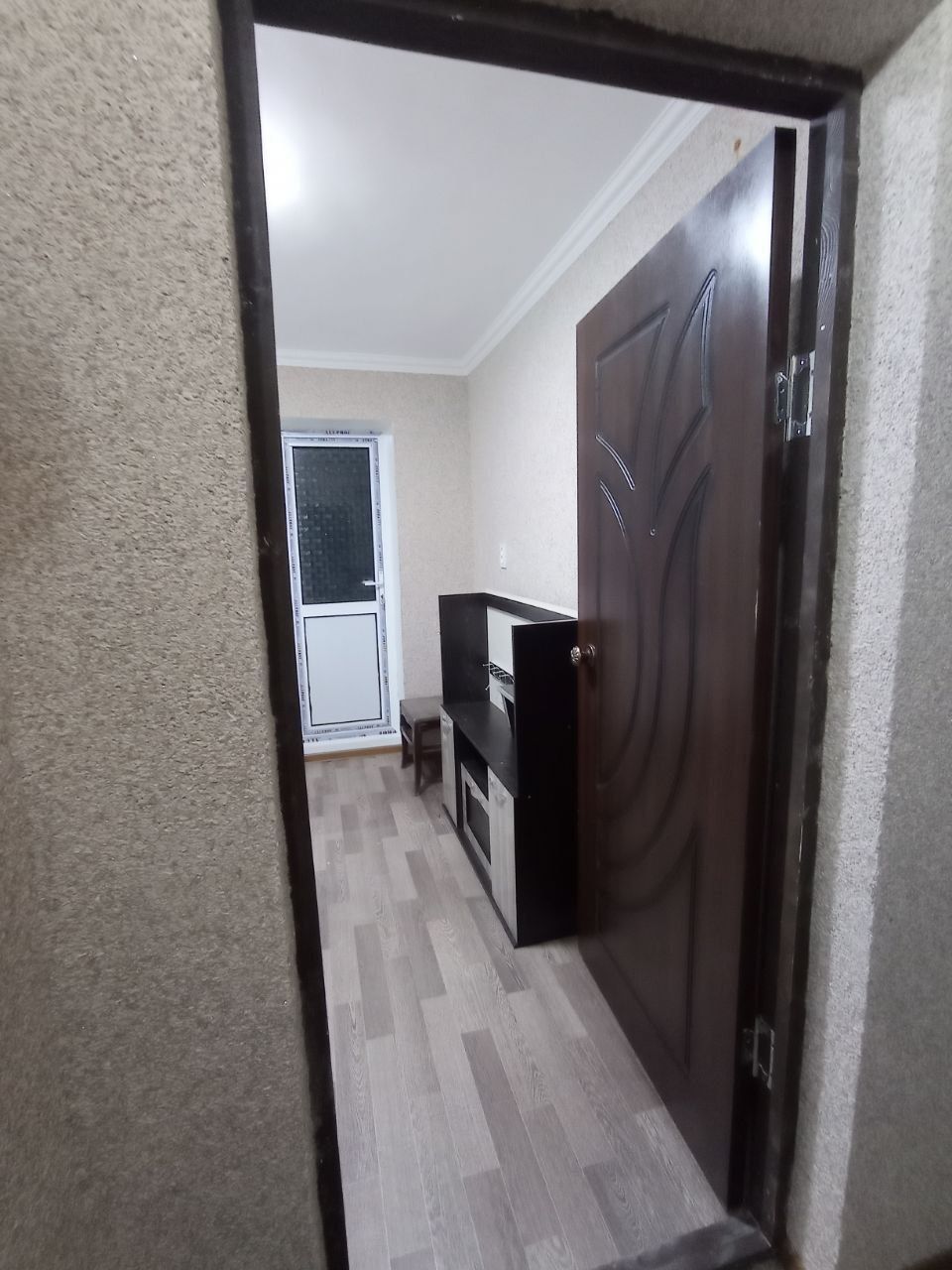Срочно продаётся 1 комнатная кв-ра  в Чирчике, в районе шв. ф. "Гунча"