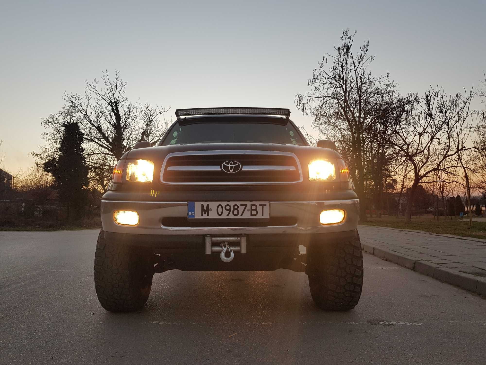 toyota tundra v 8 4x4