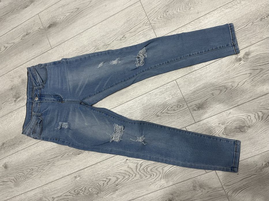 Дамски дънки и панталони