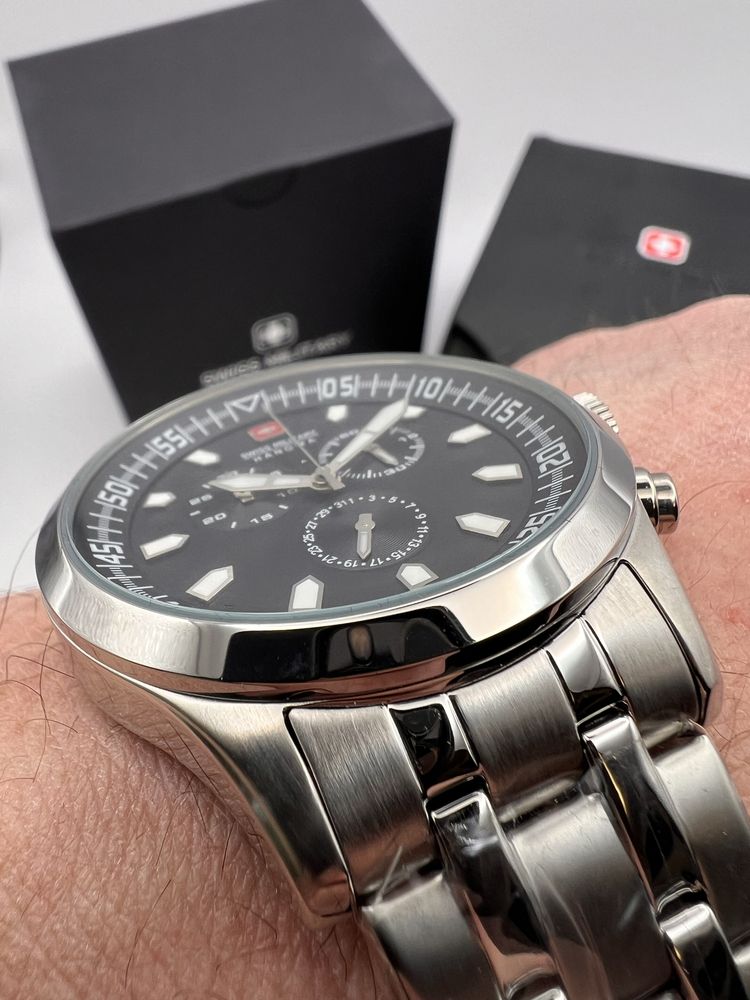 Ceas barbatesc Swiss Military Hanowa Chrono/Date, nou, in cutie