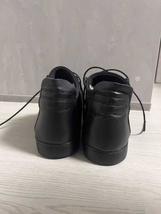 Кожаные ботинки