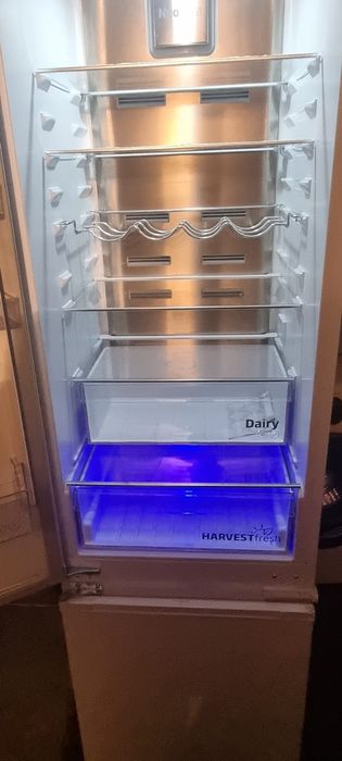 Combina frigorifica de la  beko incorporabila