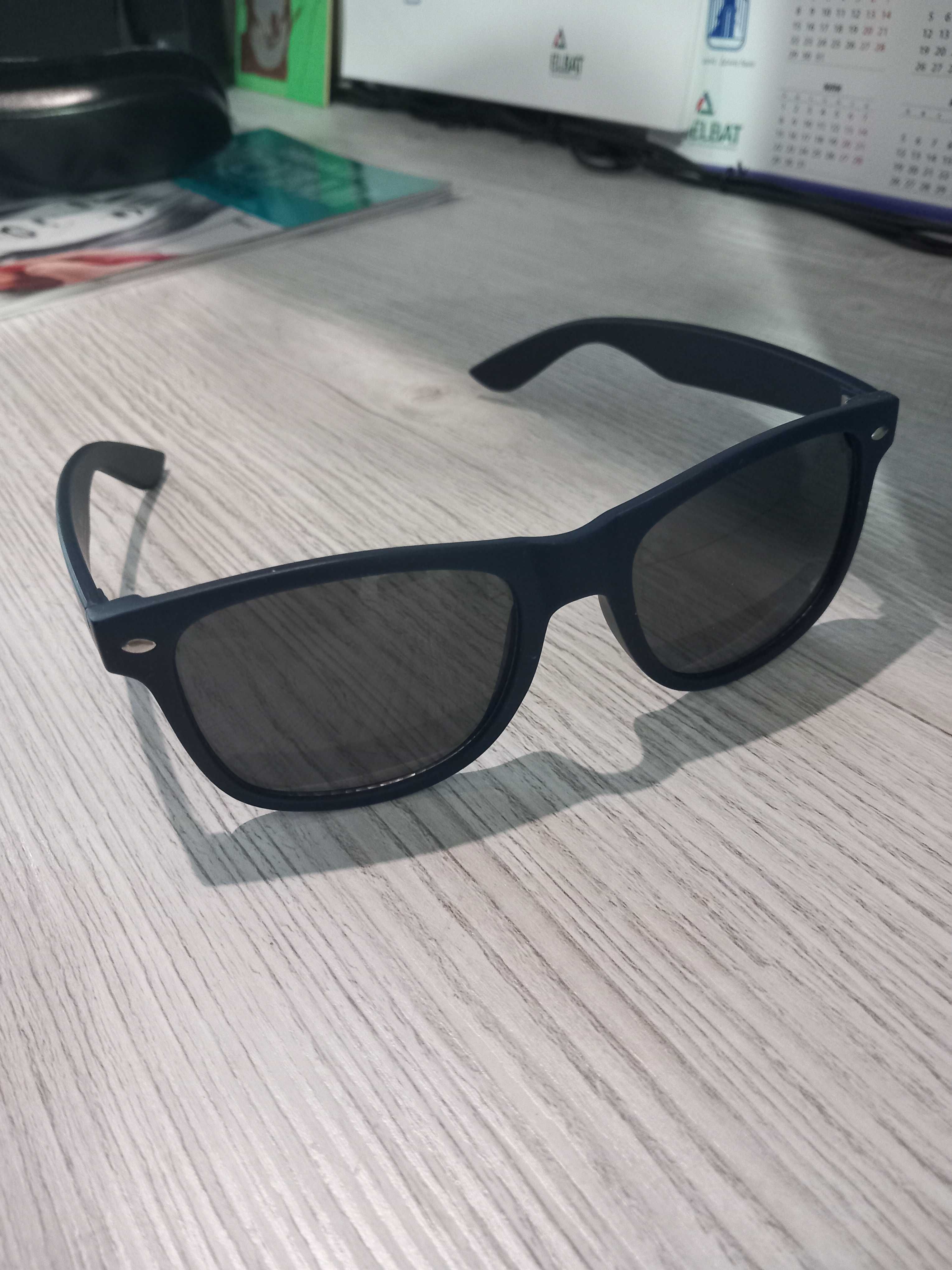 Слънчеви очила Левски