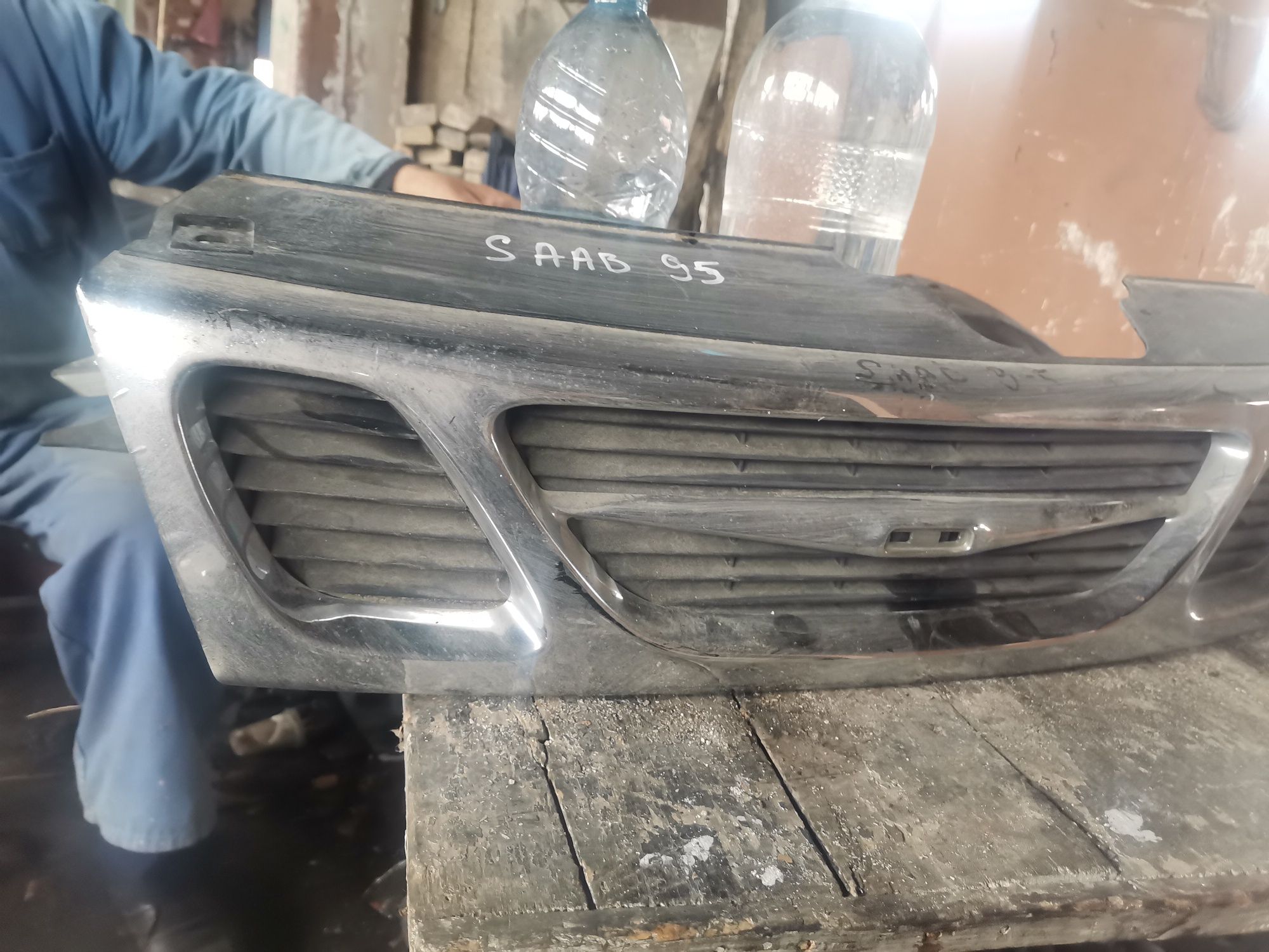 Оргинална Предна решетка за сааб 95 Saab 95