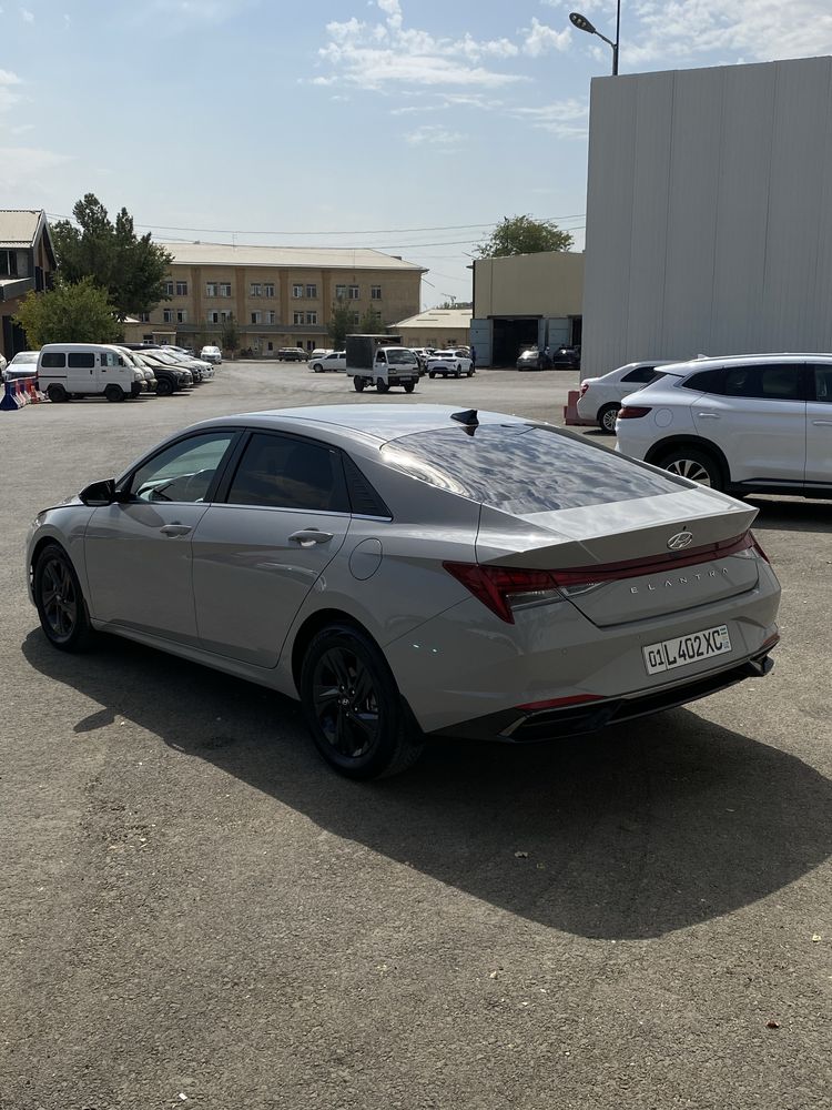 Hyundai Elentra 1.6