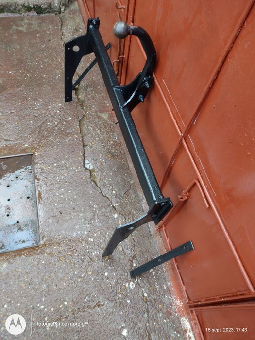 Cârlig de remorcare Ford Mondeo Mk3