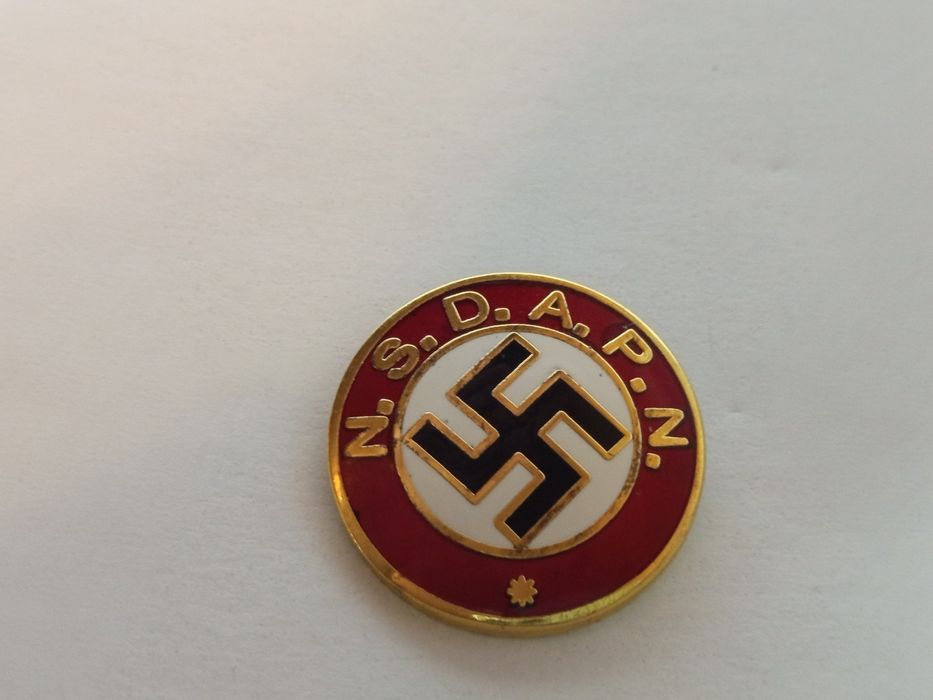 Insignă germană de petrecere NSDAP, zvastica nazistă, WW2