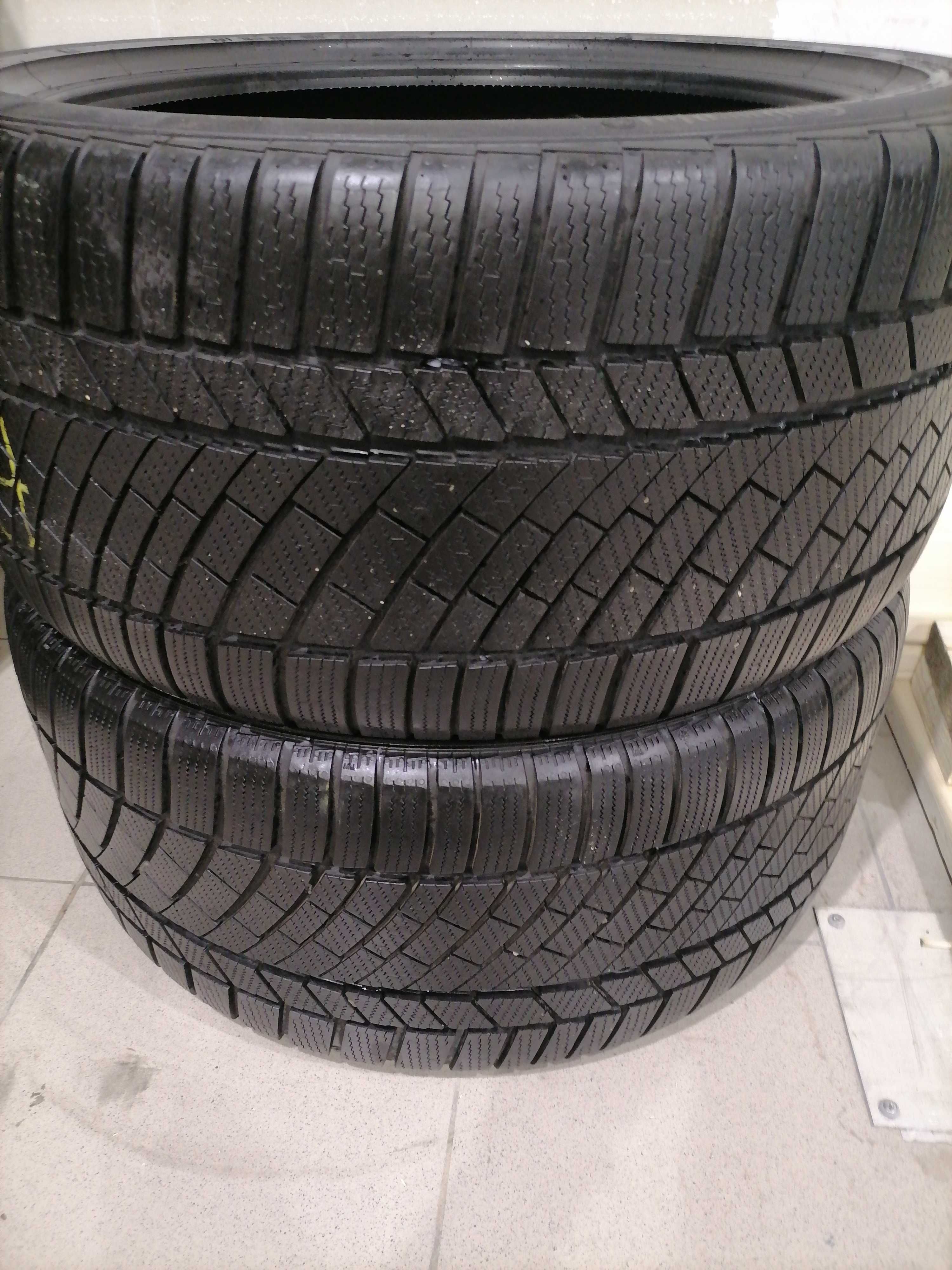 Conti 255/40r20 и 285/35 r20