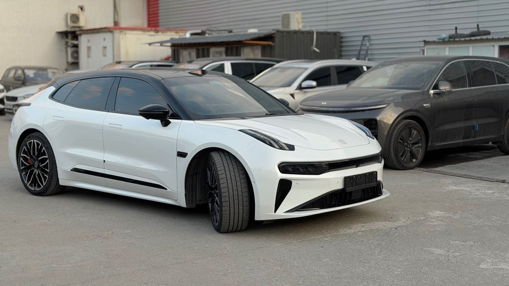 Zeekr 001 you 2024 sotilqdi