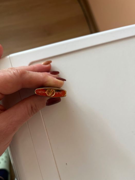 Продава се запалка марка WINDMILL