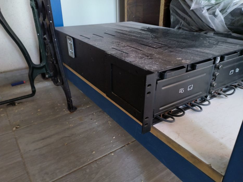 APC-UPS 15 kw. Ups+baterii