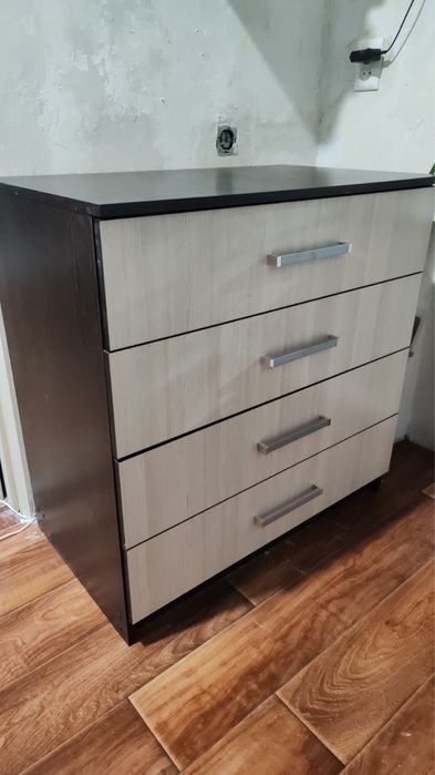 Комод  в спальню или детскую