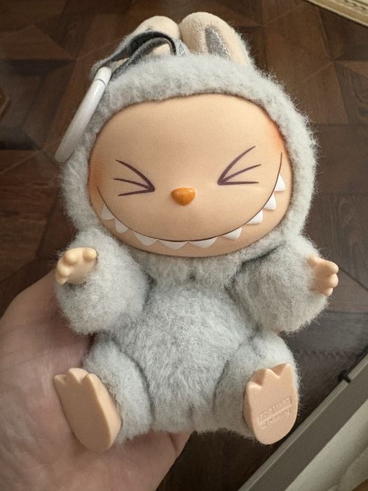 Продаю labubu оригинал