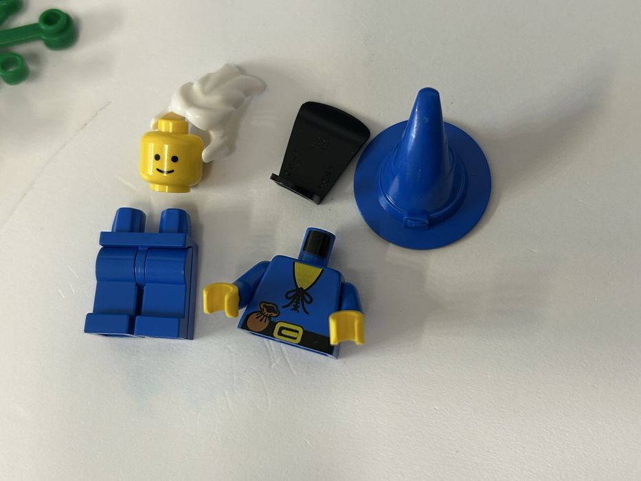 Lego Castle 6020 Magic Shop