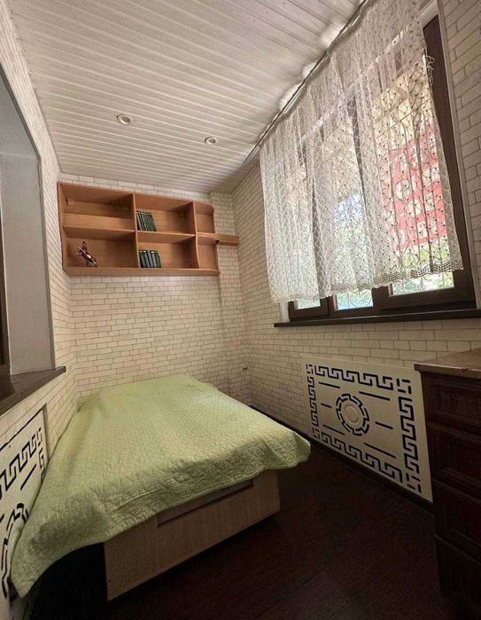 ц13 АБДУЛЛА КОДИРИ , продается 3в4 комнатная квартира на 1 этаже