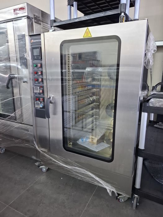 Печь пароконвектомат